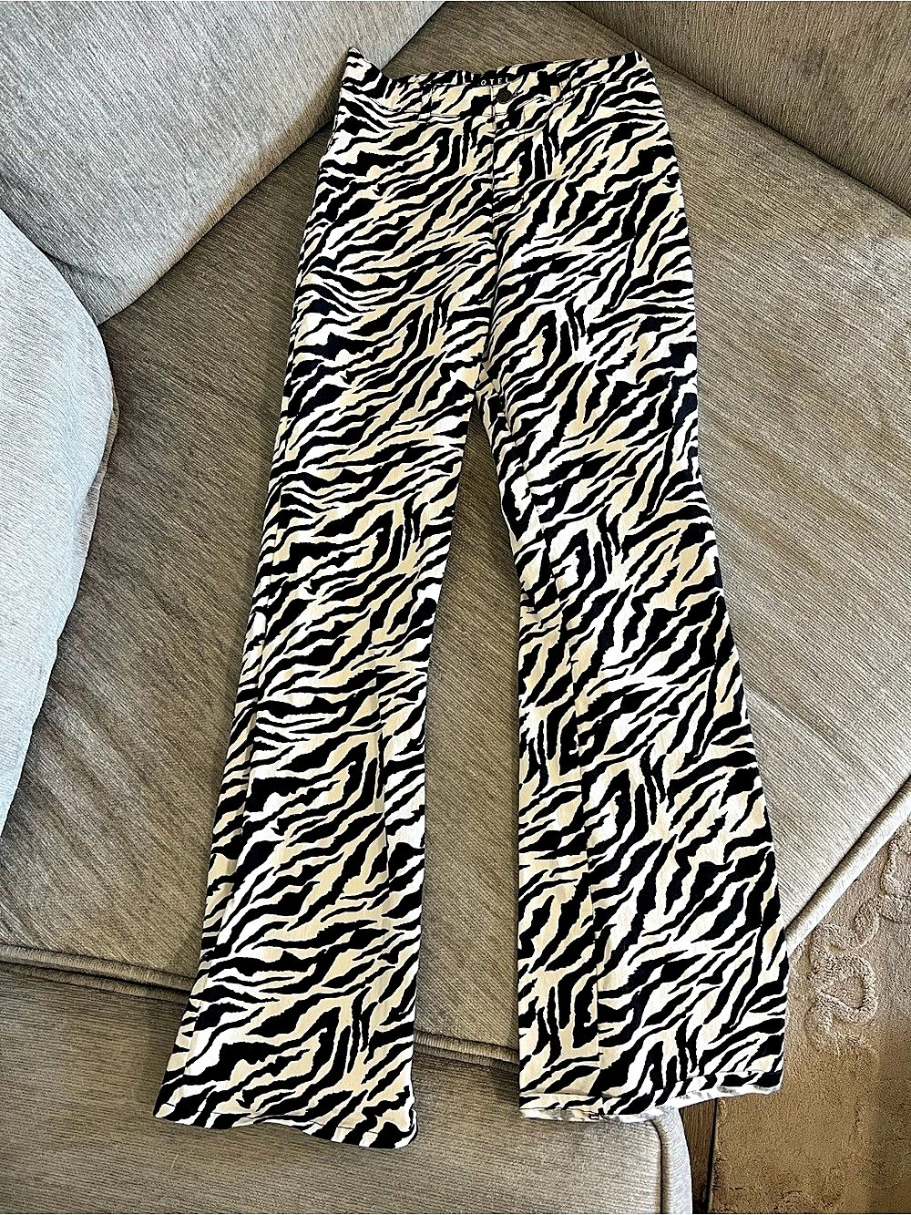 MOTEL Trouser in 90'Small Zebra Black and White Zebra Wide Leg Pants Blackflare